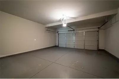 4760 Holly Grape Drive, Atlanta, GA 30331 - Photo 35