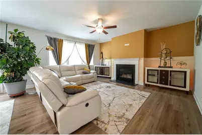 4760 Holly Grape Drive, Atlanta, GA 30331 - Photo 13