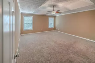 529 Plantation Creek Dr, Loganville, GA 30052 - Photo 23