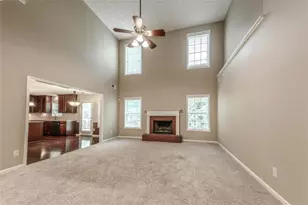 529 Plantation Creek Dr, Loganville, GA 30052 - Photo 13