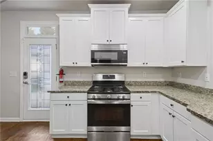 1668 Habershal Rd, Atlanta, GA 30318 - Photo 15