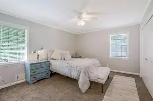 3211 Flamingo Dr, East Point, GA 30344 - Photo 13