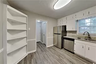 1285 Grayland Hills Dr, Lawrenceville, GA 30046 - Photo 5