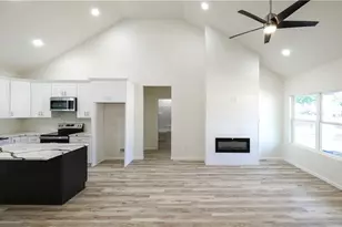 195 Kennedy Estates Rd, Carrollton, GA 30116 - Photo 5