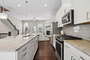 2044 Rockledge Rd NE, Atlanta, GA 30324 - Photo 9