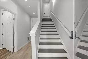 1585 Rock Dam Dr, Atlanta, GA 30317 - Photo 7