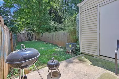 442 Prince Of Wales, Stone Mountain, GA 30083 - Photo 27
