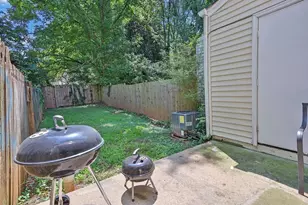 442 Prince of Wales, Stone Mountain, GA 30083 - Photo 27