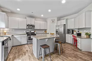 147 Prominence Ct, Canton, GA 30114 - Photo 5