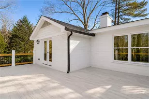 1330 W Wesley Rd NW, Atlanta, GA 30327 - Photo 31