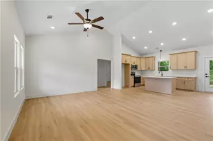 193 Tabitha Page Ln, Toccoa, GA 30577 - Photo 5