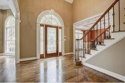 9485 Nesbit Lakes Drive, Alpharetta, GA 30022 - Photo 3