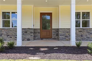 114 Grove Park Dr, Cornelia, GA 30531 - Photo 5