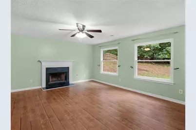6488 Rebecca Way, Lithonia, GA 30058 - Photo 13