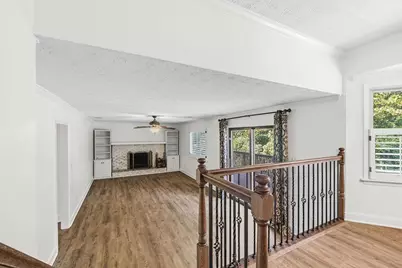9630 Pine Thicket Way, Roswell, GA 30075 - Photo 11