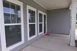 2048 Boxwood Cir, Conyers, GA 30094 - Photo 3