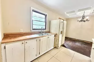 723 Callaway Dr, Forest Park, GA 30297 - Photo 11
