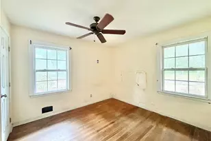 723 Callaway Dr, Forest Park, GA 30297 - Photo 19