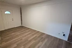 465 Pegg Rd SW, Atlanta, GA 30315 - Photo 3