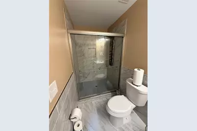 142 Hutton Place NW, Atlanta, GA 30318 - Photo 9