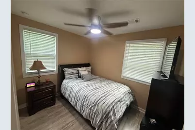 142 Hutton Place NW, Atlanta, GA 30318 - Photo 5