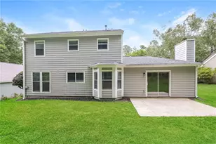 10450 Summer Creek Dr, Johns Creek, GA 30022 - Photo 15