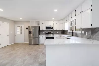 2119 Tudor Castle Way, Decatur, GA 30035 - Photo 13