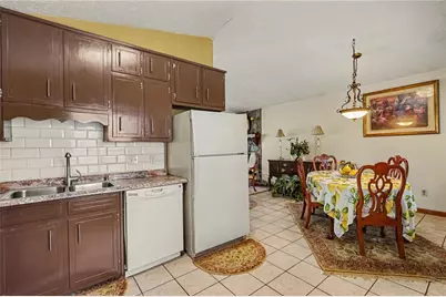 671 Pepperwood Trail, Stone Mountain, GA 30087 - Photo 7