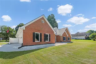 2145 Wynfield Point Dr, Buford, GA 30519 - Photo 7
