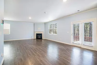 1083 Shadow Glen Drive, Fairburn, GA 30213 - Photo 5