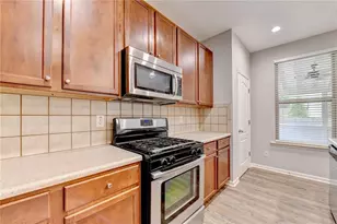 515 Creekshire Cir, Canton, GA 30115 - Photo 15