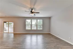 515 Creekshire Cir, Canton, GA 30115 - Photo 9