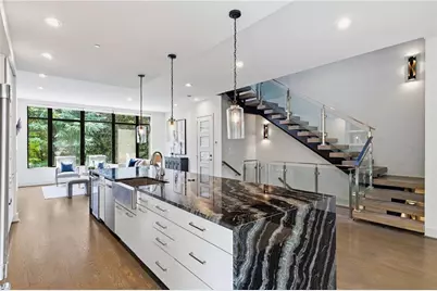 914 Lenox Boulevard NE, Atlanta, GA 30324 - Photo 5