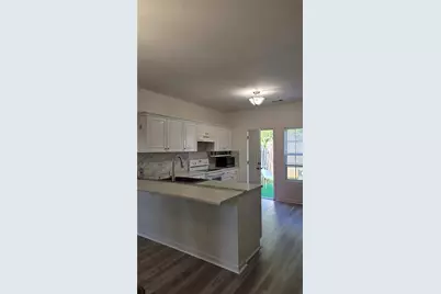 4210 Oakwood Rd #B2, Oakwood, GA 30566 - Photo 5