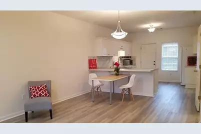 4210 Oakwood Rd #B2, Oakwood, GA 30566 - Photo 3