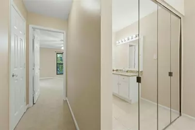 23212 Plantation Drive, Atlanta, GA 30324 - Photo 17