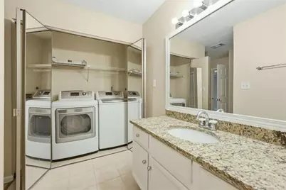 23212 Plantation Drive, Atlanta, GA 30324 - Photo 19