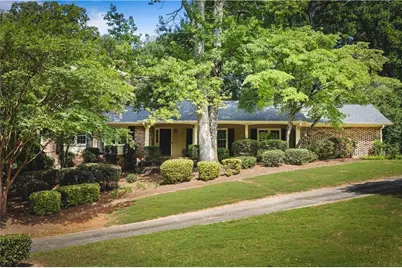 2480 Flair Knoll Drive NE, Atlanta, GA 30345 - Photo 9