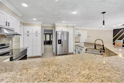 1412 Crooked Tree Circle, Stone Mountain, GA 30088 - Photo 11