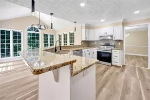 1412 Crooked Tree Cir, Stone Mountain, GA 30088 - Photo 9