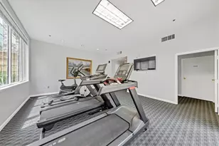 3435 Kingsboro Rd NE, Atlanta, GA 30326 - Photo 53