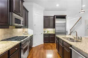 3671 Mnr Brk Ter NE, Atlanta, GA 30319 - Photo 11