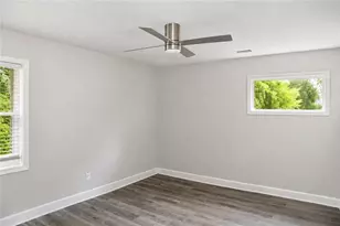 2911 Macon Dr SW, Atlanta, GA 30354 - Photo 9