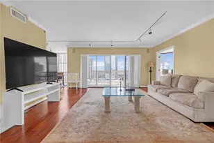 3435 Kingsboro Rd NE, Atlanta, GA 30326 - Photo 9