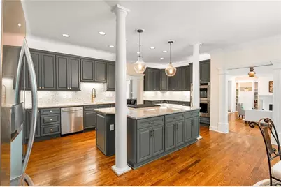 345 W Berwicke Common NE, Atlanta, GA 30342 - Photo 5