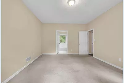 1102 Plantation Drive SE, Conyers, GA 30094 - Photo 15