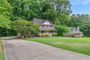 165 Hayes Cir, Rex, GA 30273 - Photo 3