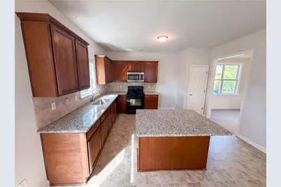 7328 Toccoa Circle, Union City, GA 30291 - Photo 7