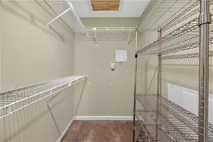 1021 Chastain Park Ct NE, Atlanta, GA 30342 - Photo 11