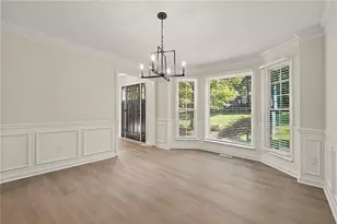 8541 Birch Hollow Dr, Roswell, GA 30076 - Photo 7
